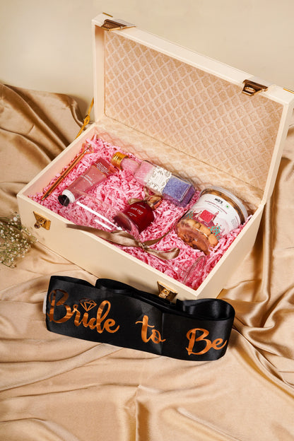 Bride-to-Be Luxury Hamper – Premium Bridal Gift Box